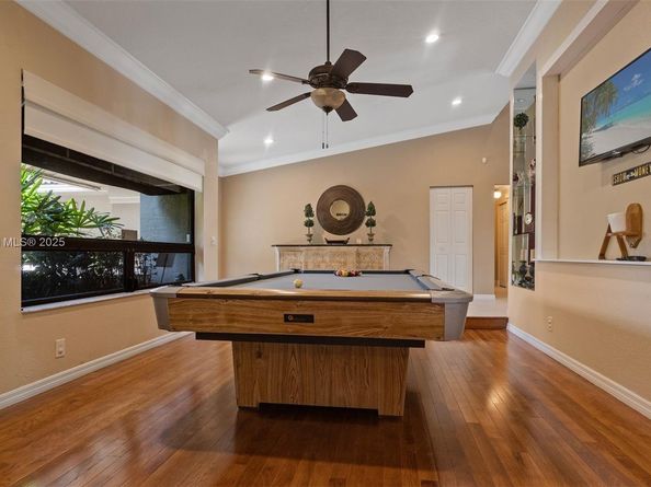 9099 NW 47th Ct, Coral Springs FL 33067
