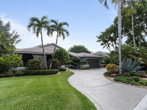 9099 NW 47th Ct, Coral Springs FL 33067