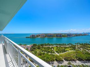 400 S Pointe Dr 2101, Miami Beach FL 33139