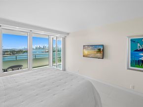 400 S Pointe Dr 2101, Miami Beach FL 33139