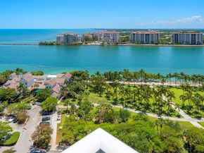 400 S Pointe Dr 2101, Miami Beach FL 33139