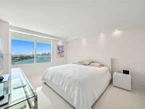 400 S Pointe Dr 2101, Miami Beach FL 33139