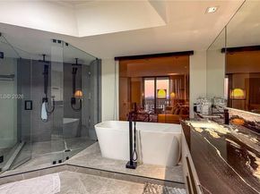 2000 Island Blvd 2404, Aventura FL 33160