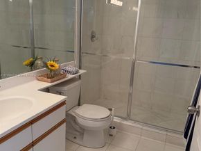 3530 Mystic Pointe Dr 2303, Aventura FL 33180