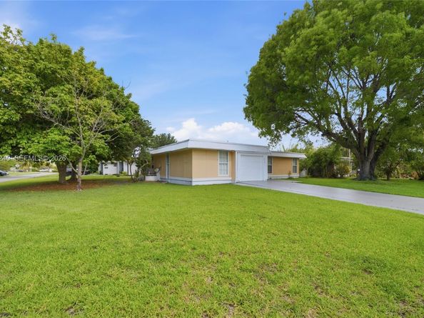 Undisclosed Address #A12006245, Tamarac FL 33321