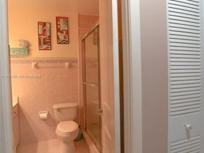 1159 W 40th St 16, Hialeah FL 33012