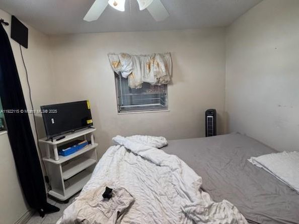 5890 NW 15th St, Sunrise FL 33313