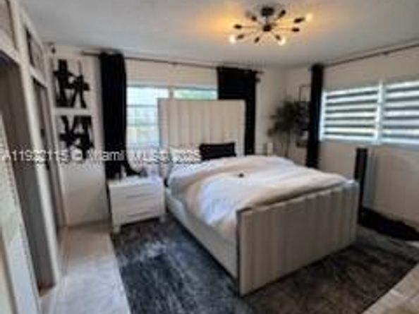 5890 NW 15th St, Sunrise FL 33313