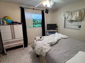 5890 NW 15th St, Sunrise FL 33313