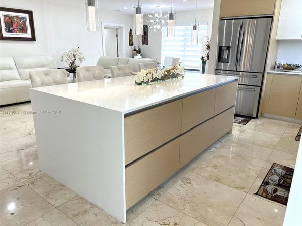 8818 SW 16th Street, Miami FL 33165