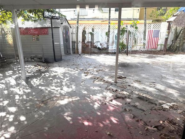 11266 SW 33rd St, Miami FL 33165