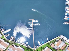 2649 S Parkview Dr, Hallandale Beach FL 33009