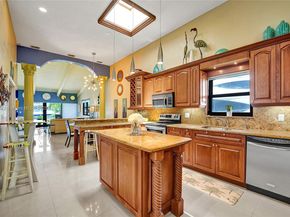2649 S Parkview Dr, Hallandale Beach FL 33009