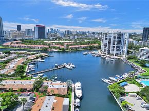 2649 S Parkview Dr, Hallandale Beach FL 33009