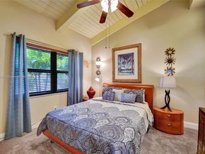 2649 S Parkview Dr, Hallandale Beach FL 33009