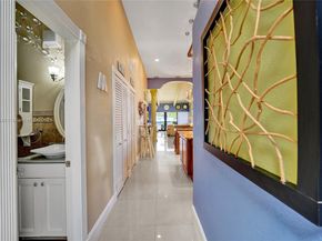 2649 S Parkview Dr, Hallandale Beach FL 33009