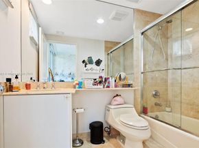 781 Crandon Blvd 306, Key Biscayne FL 33149