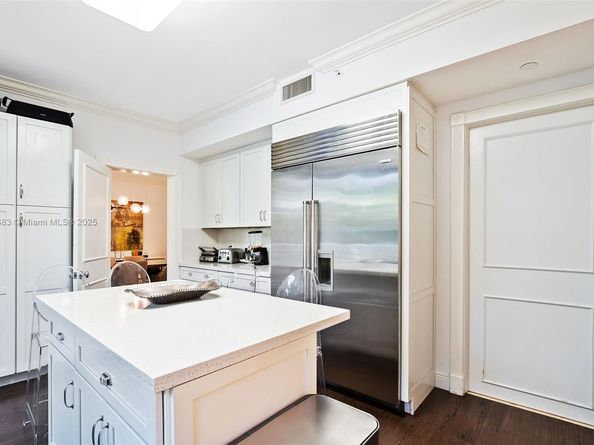 781 Crandon Blvd 306, Key Biscayne FL 33149