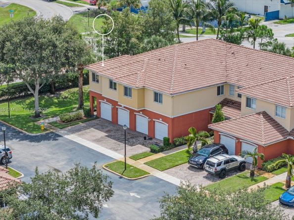 7400 Palomino Dr 5225, Davie FL 33024