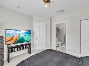 7400 Palomino Dr 5225, Davie FL 33024