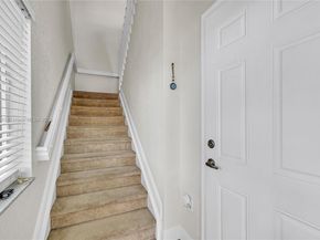7400 Palomino Dr 5225, Davie FL 33024