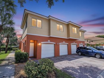 7400 Palomino Dr