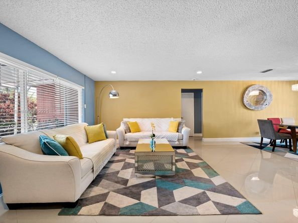 1270 NW 49th St, Deerfield Beach FL 33064