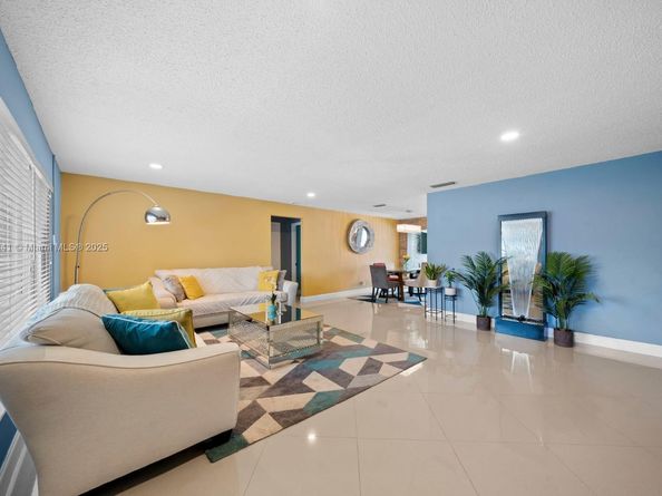 1270 NW 49th St, Deerfield Beach FL 33064