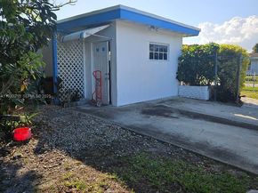 17601 SW 108th Ct, Miami FL 33157