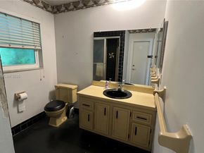 8535 NW 25th Pl, Coral Springs FL 33065