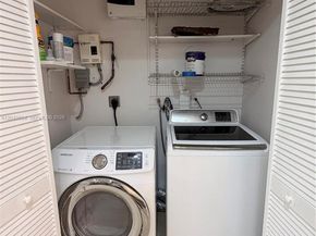 3011 N 74th Ave, Hollywood FL 33024