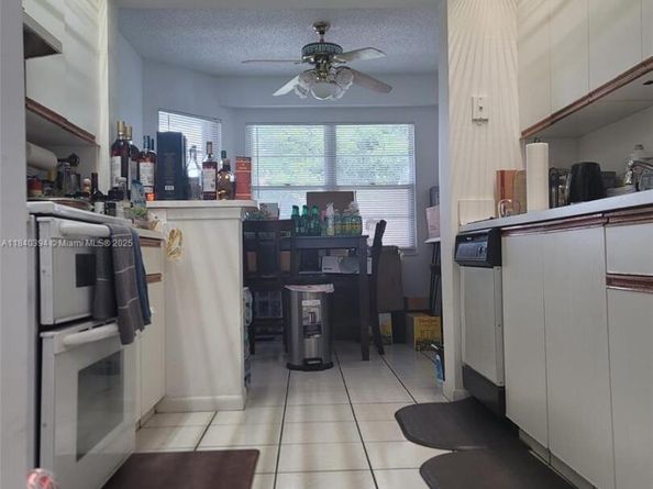 12950 SW 7th Ct 404A, Pembroke Pines FL 33027