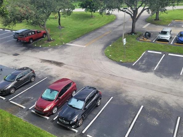 12950 SW 7th Ct 404A, Pembroke Pines FL 33027