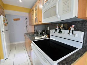 9301 SW 4th St 114E, Miami FL 33174
