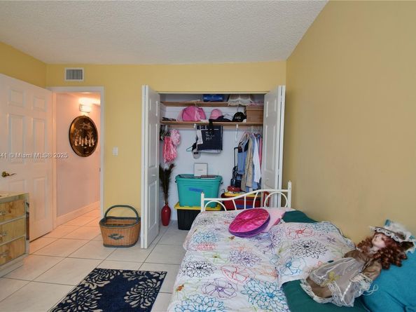 9301 SW 4th St 114E, Miami FL 33174
