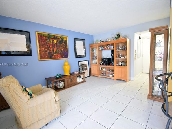 9301 SW 4th St 114E, Miami FL 33174