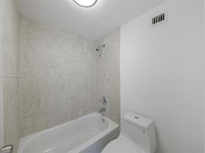 100 Lincoln Rd 626, Miami Beach FL 33139