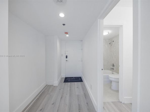 100 Lincoln Rd 626, Miami Beach FL 33139