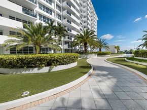100 Lincoln Rd 626, Miami Beach FL 33139
