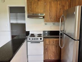 5156 NE 6th Ave 224, Oakland Park FL 33334