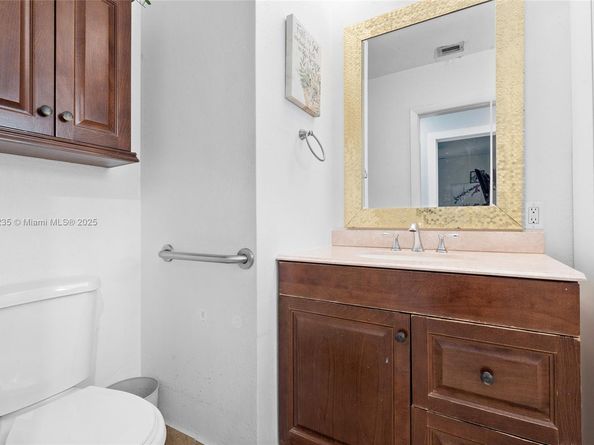 10610 SW 200th St, Cutler Bay FL 33157