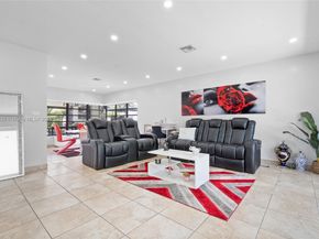 10610 SW 200th St, Cutler Bay FL 33157