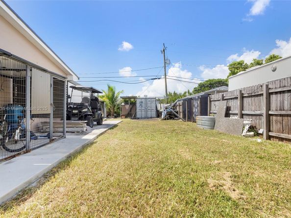 10610 SW 200th St, Cutler Bay FL 33157