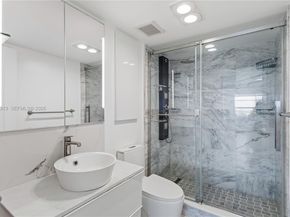340 Sunset Dr 1210, Fort Lauderdale FL 33301