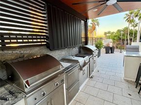 340 Sunset Dr 1210, Fort Lauderdale FL 33301