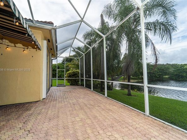 3905 SW 151st Ter, Miramar FL 33027