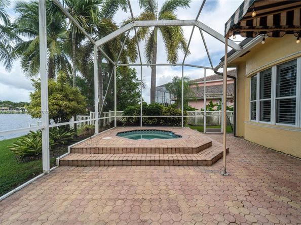 3905 SW 151st Ter, Miramar FL 33027