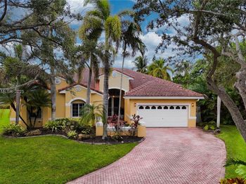 3905 SW 151st Ter