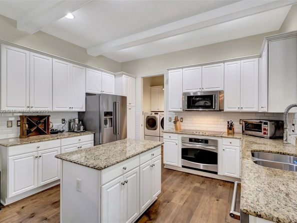 1327 Duval St, Jupiter FL 33458
