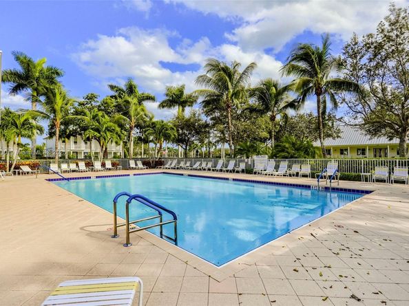 1327 Duval St, Jupiter FL 33458